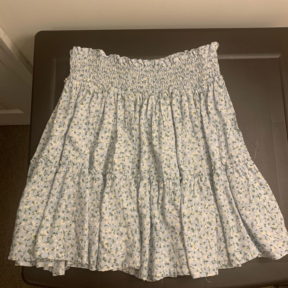 NEW light blue floral target skirt